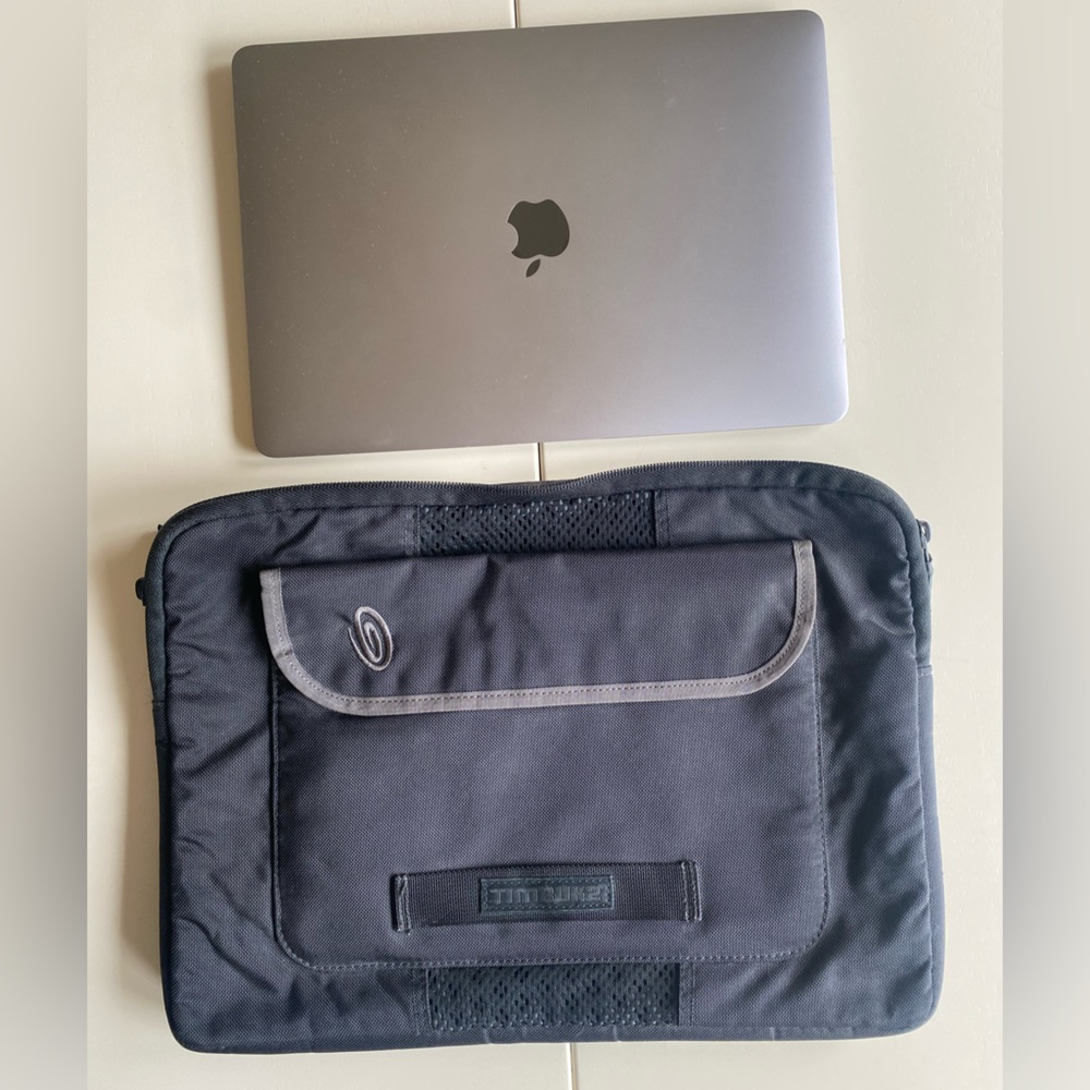 TIMBUK2 laptop case